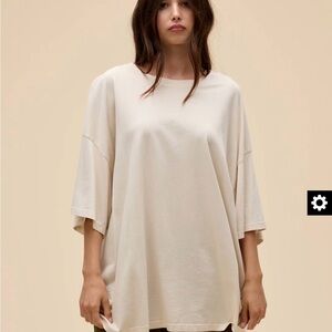 Daydreamer Solid OS Tee